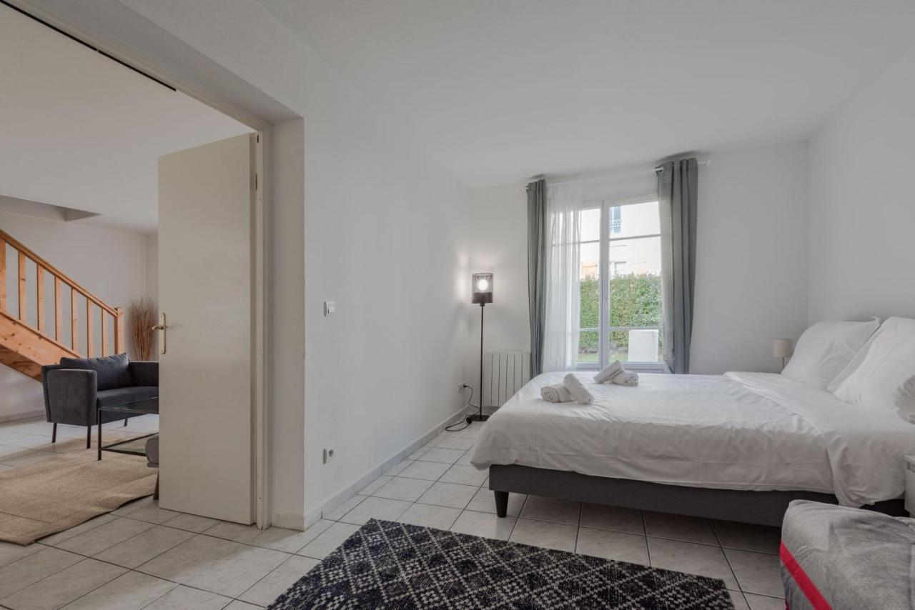 Guest House Next To Disneyland And Paris Bmyguest Magny-le-Hongre Esterno foto